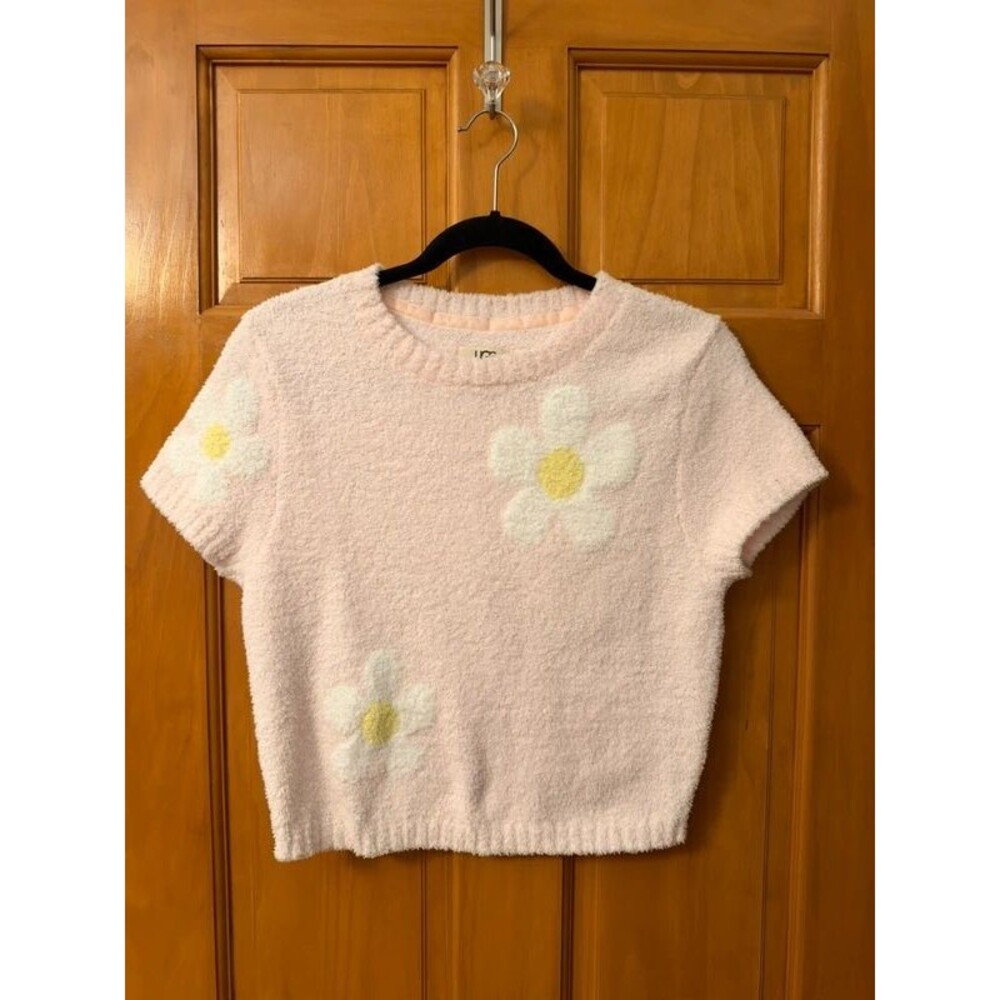 UGG Sweater In Soft Pink With Daisies